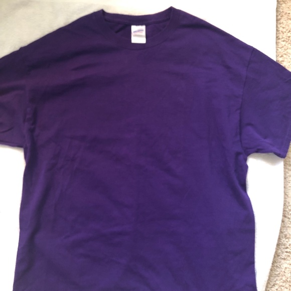 Gildan Other - 5 for $25–MENS NWOT PURPLE T- SHIRT